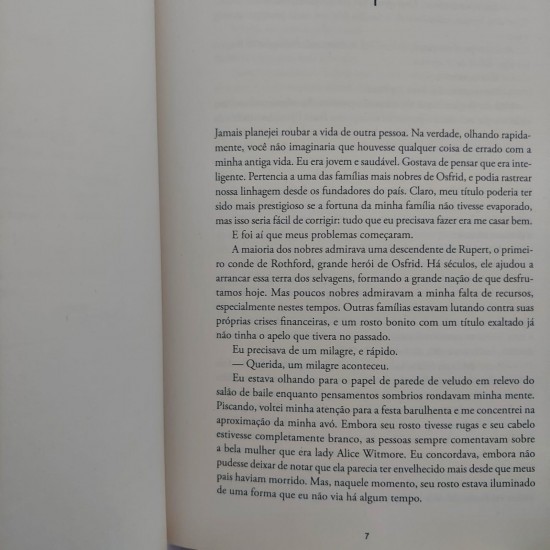 A Corte de Luz, Richelle Mead, Série The Glittering Court, Livro 1 A Corte de Luz, Richelle Mead, Série The Glittering Court, Livro 1