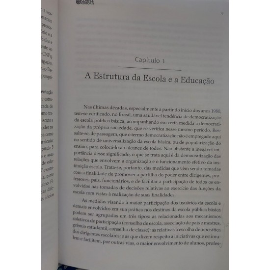 Crítica da Estrutura da Escola, Vitor Henrique Paro, Cortez Editora Crítica da Estrutura da Escola, Vitor Henrique Paro, Cortez Editora