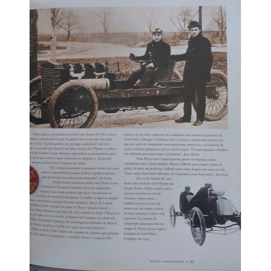 Um Século de Ford, Ford Motor Company, 100 Years, Russ Banham, Capa Dura com Sobrecapa, Rico em Imagens Um Século de Ford, Ford Motor Company, 100 Years, Russ Banham, Capa Dura com Sobrecapa, Rico em Imagens