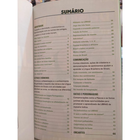 O Grande Livro de Libras, A Língua Brasileira de Sinais. Projetos Escolares, Atividades para Trabalhar a Língua de Sinais