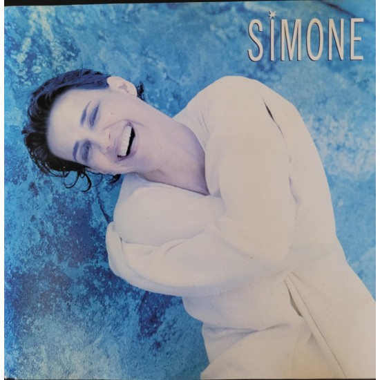 Cd Simone, Loca